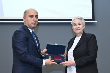 Abıyeva Xanımgül "Heydər Əliyevin 100 illiyi (1923-2023)" yubiley medalı ilə təltif edilib