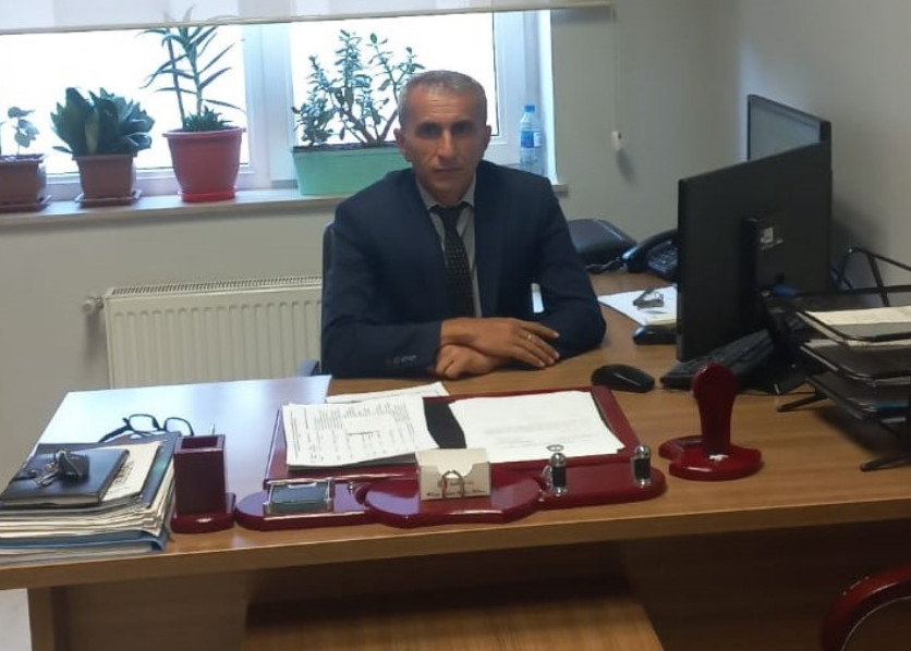 İslam Bayramov dövlət qulluğunda fərqləndiyinə görə təltif olundu