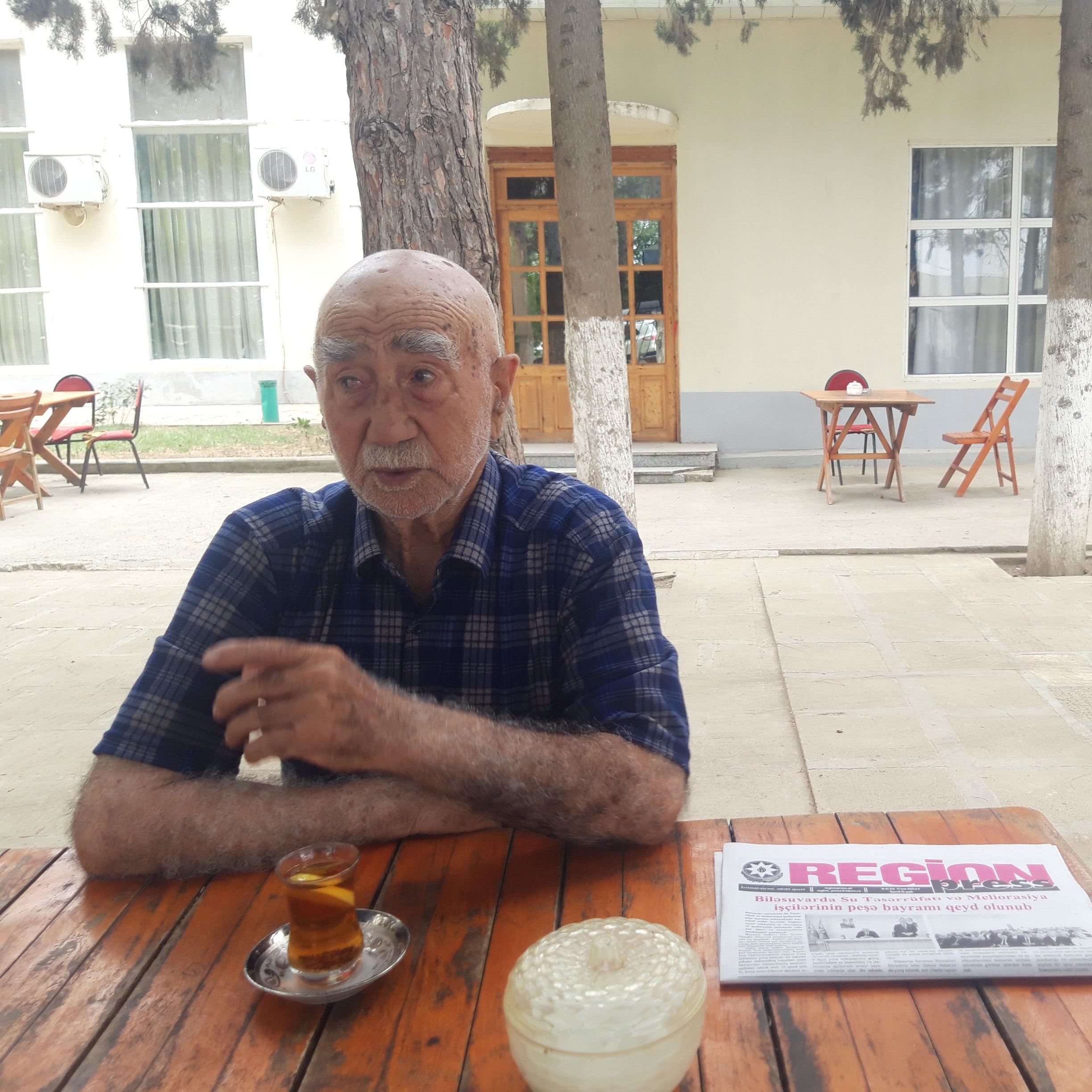 Ömrünün 89-cu baharında qurub-yaratmaq eşqi ilə yaşayan İbrahim kişi