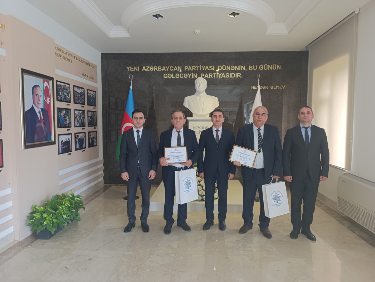 Partiya veteranlarının yubileyi qeyd olunub