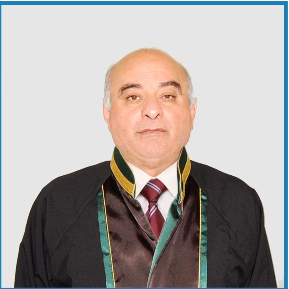 Tanınmış hüquqşünas dünyasını dəyişdi