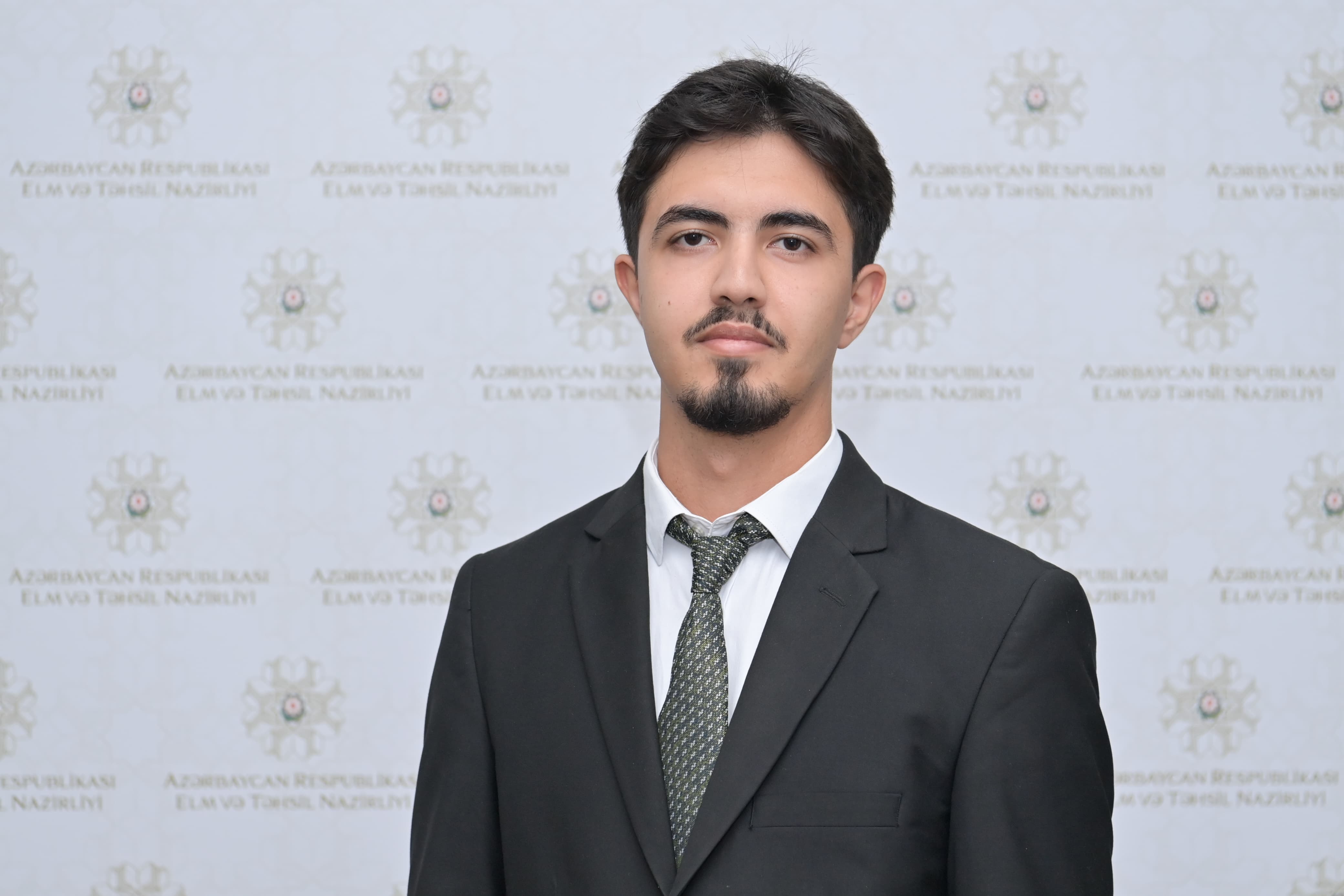Biləsuvardan Berkliyə: Bir əzmkarlıq hekayəsi